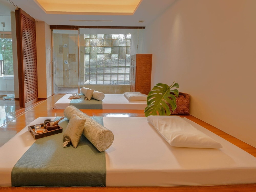 サンカラ・スイート オーシャンビュー・半露天風呂付・本館 客室4 | sankara hotel&spa 屋久島