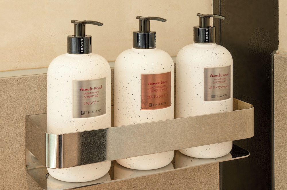 マナサヴィラ 1階 客室7 | sankara hotel&spa 屋久島