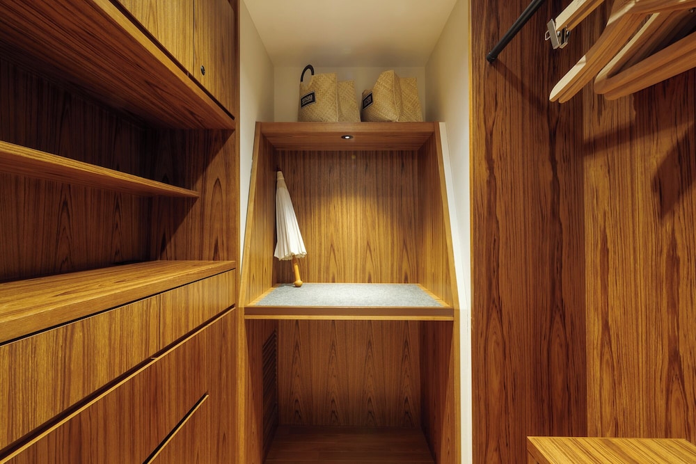 マナサヴィラ 1階 客室11 | sankara hotel&spa 屋久島