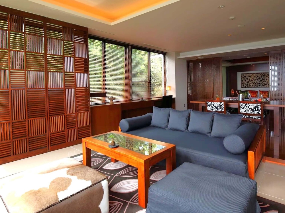 サンカラ・スイート オーシャンビュー・半露天風呂付・本館 客室3 | sankara hotel&spa 屋久島