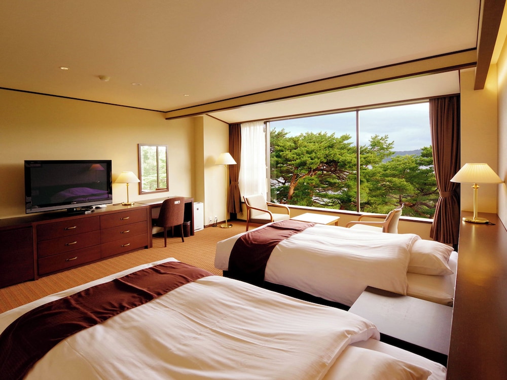 松林側洋室ツインベッドルーム [ネット限定] 禁煙 客室1 | 浄土ヶ浜パークホテル