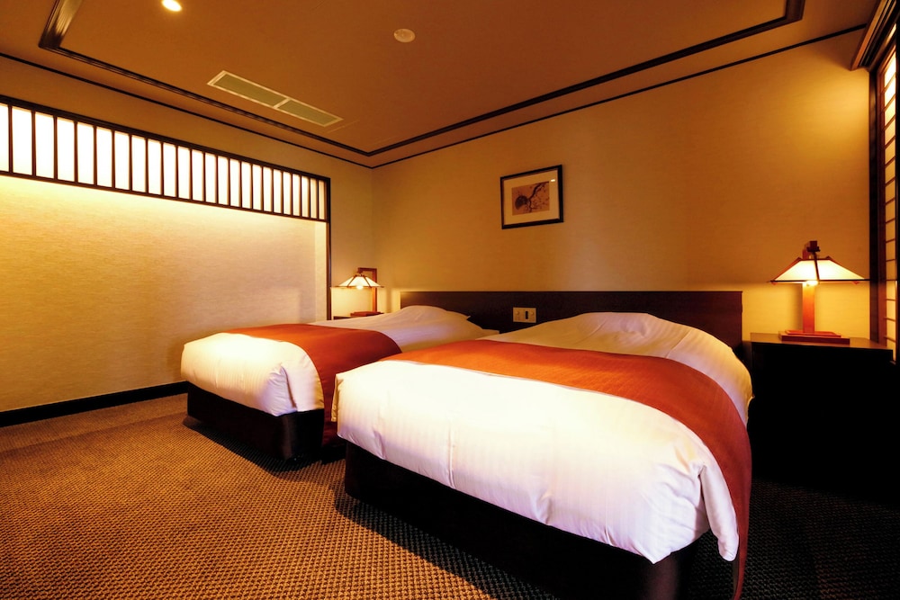 ロイヤル ルーム 1 ベッドルーム 禁煙 オーシャンビュー 客室3 | 浄土ヶ浜パークホテル