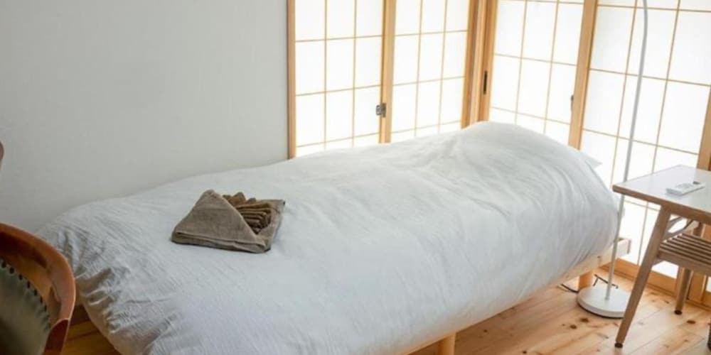 ベーシック ツインルーム 客室1 | 文化財のお宿 千歳楼