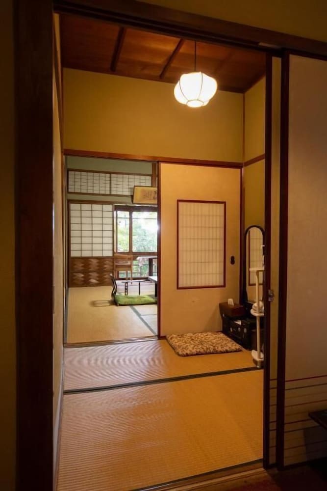 和風トリプルルーム 客室4 | 文化財のお宿 千歳楼