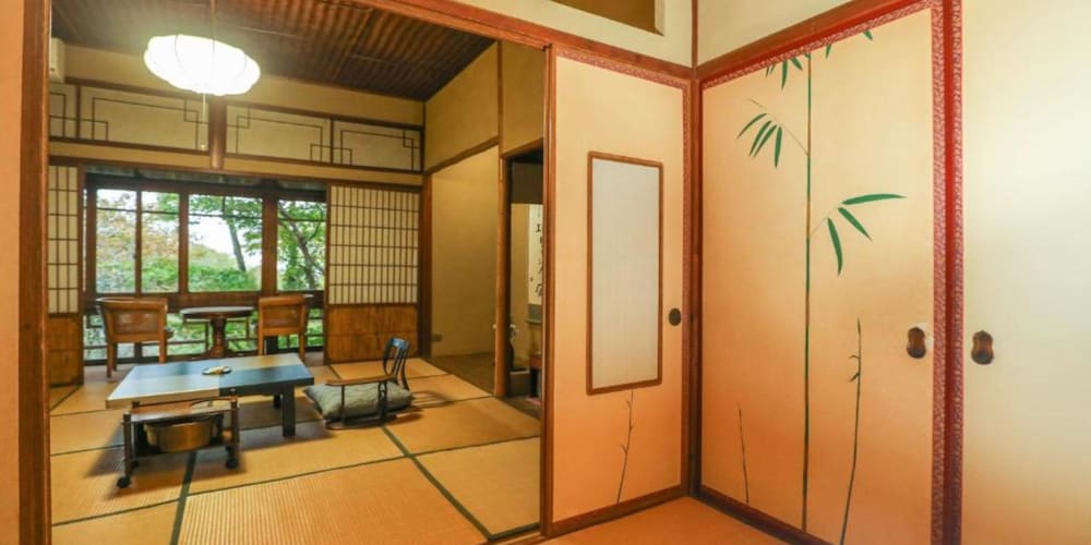 和風トリプルルーム 客室2 | 文化財のお宿 千歳楼