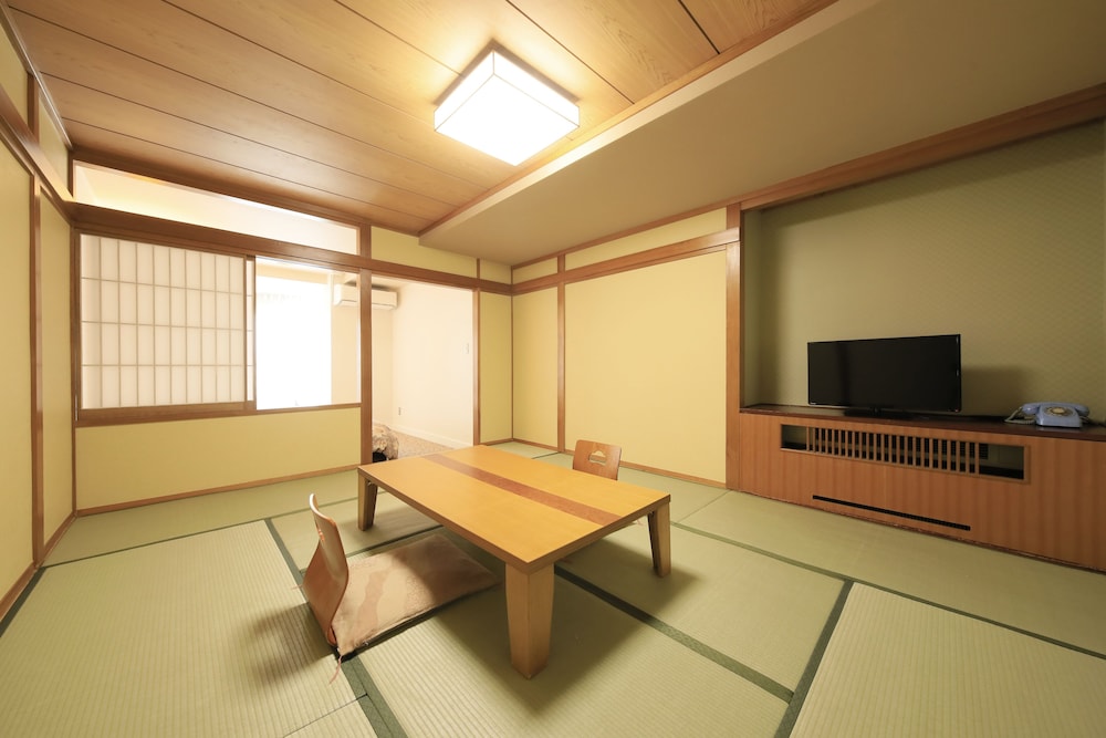 和洋室 (眺望なし) | レイクランドホテル みづのさと