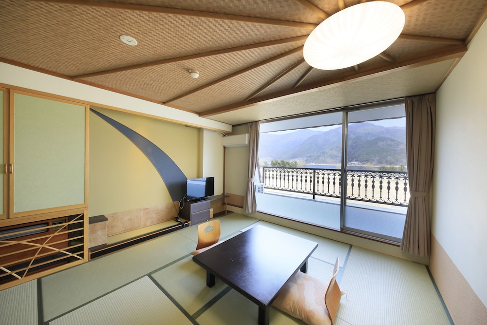 和室 シャワータイプ [河口湖側] | レイクランドホテル みづのさと