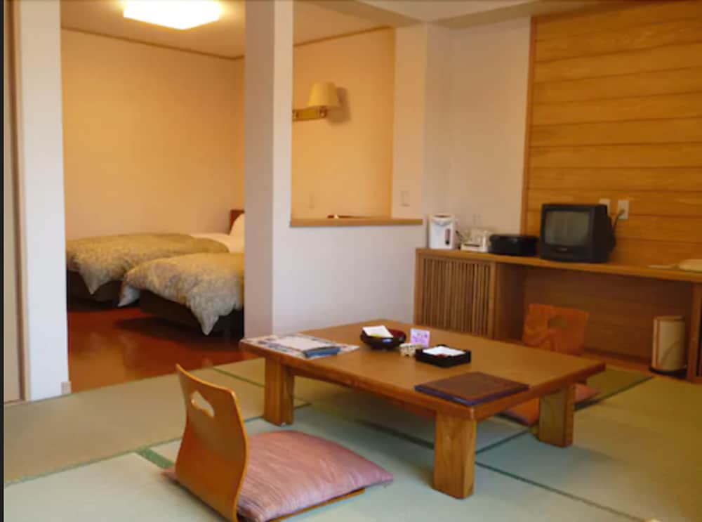 和洋室 [富士山側] 客室1 | レイクランドホテル みづのさと