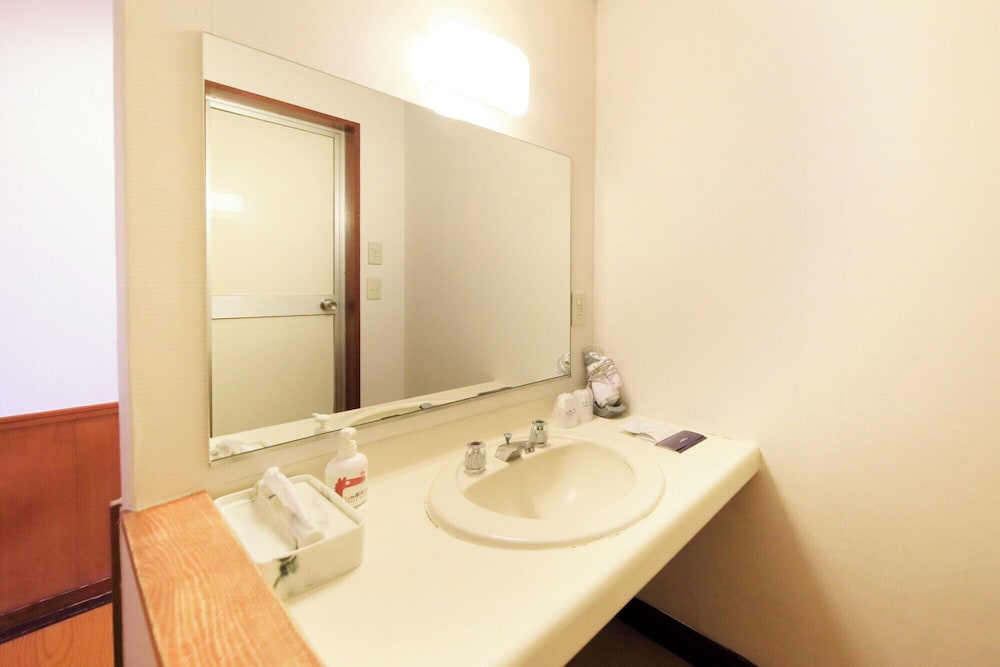 次の間付 露天風呂付 客室 [富士山側] 客室2 | レイクランドホテル みづのさと