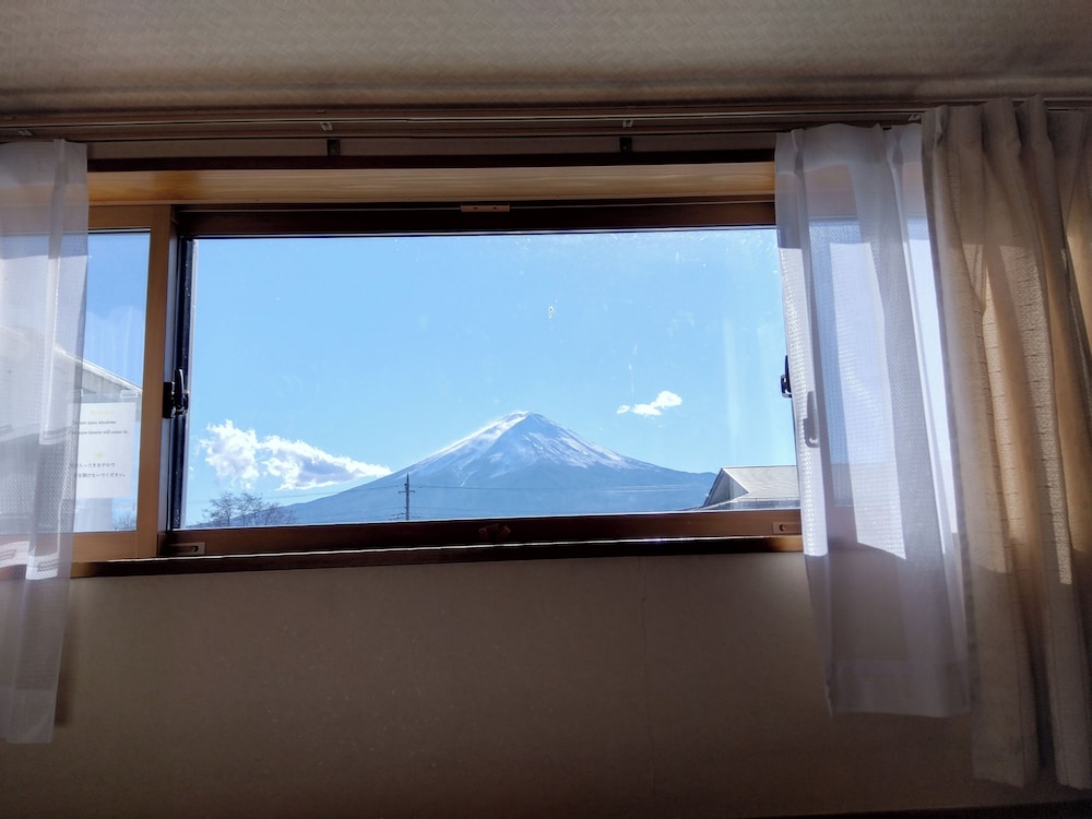 ロフト付き和室 [富士山側] 部屋からの景観0 | レイクランドホテル みづのさと