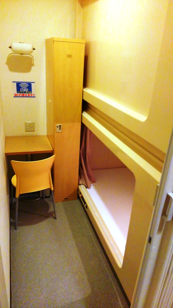 客室1 | カプセル＆スパ グランドサウナ広島 - 男性専用