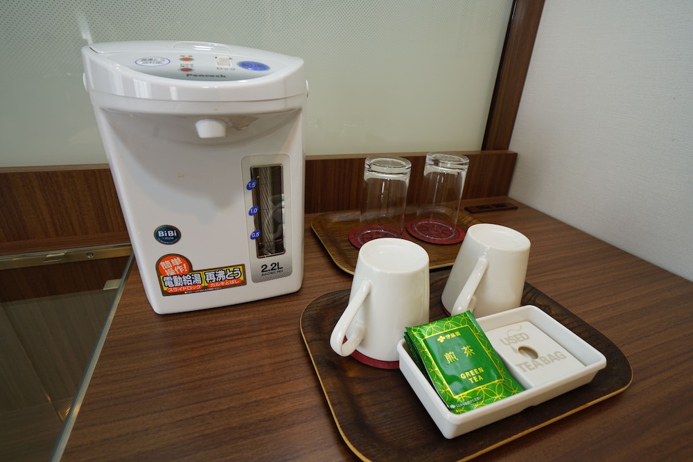 セミダブルルーム 禁煙 客室の設備とサービス0 | 福岡東映ホテル