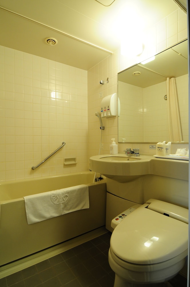 セミダブルルーム 禁煙 客室2 | 福岡東映ホテル