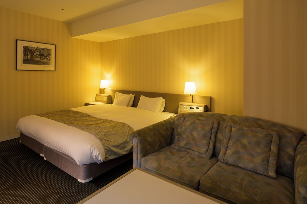 スタンダード ダブルルーム キングベッド 1 台 禁煙 マウンテンビュー 客室2 | ホテル青森