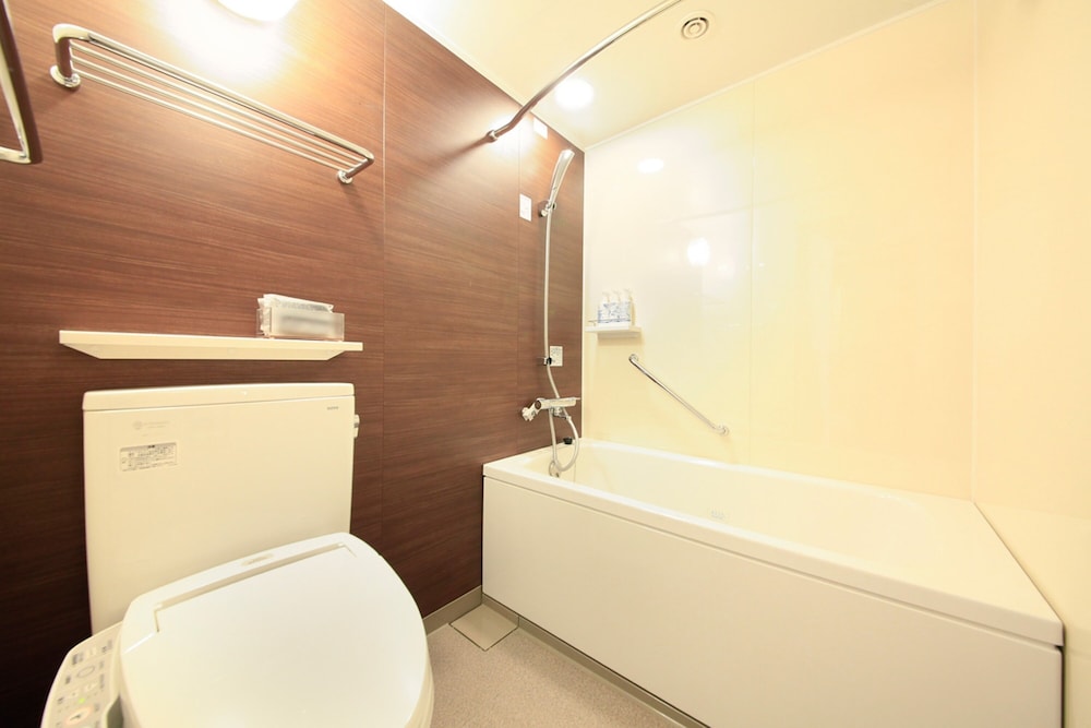 スーペリア ツインルーム 禁煙 バスルーム0 | ベッセルホテルカンパーナ京都五条