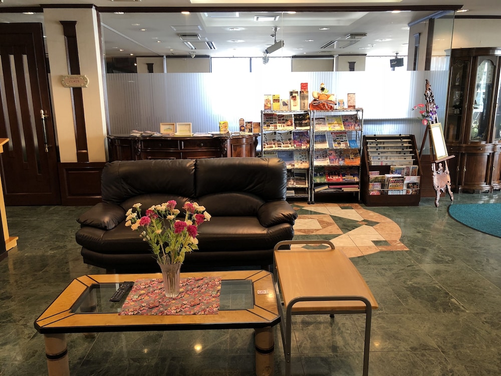 ロビーラウンジ1 | ホテルターミナルアートイン