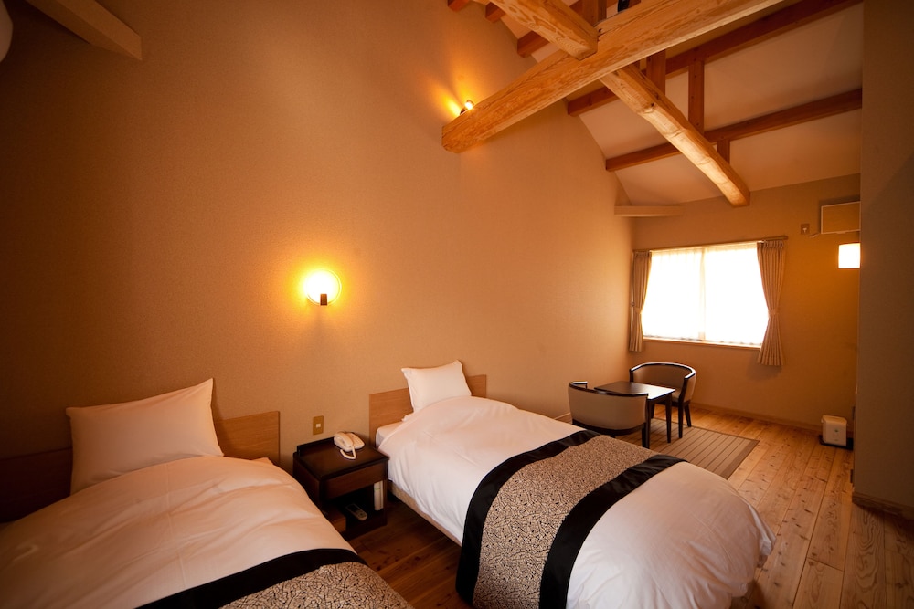 和洋室　ファミリールーム　メゾネット　禁煙　専用露天風呂付 客室7 | 由布院 寛ぎの宿 なな川