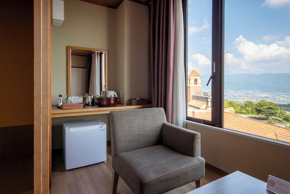 和室15畳 部屋からの景観1 | フルーツパーク富士屋ホテル