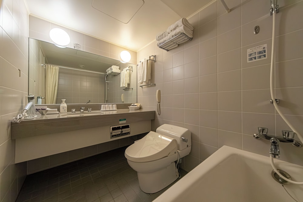 スタンダード ツインルーム バスルーム0 | フルーツパーク富士屋ホテル