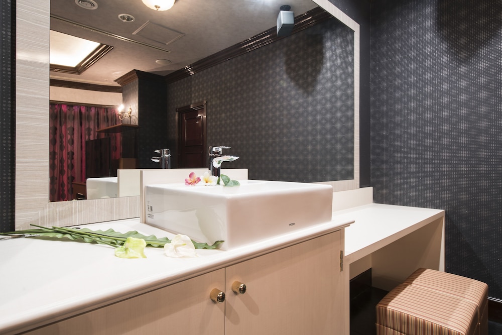 71㎡ エグゼクティブ スイート 禁煙 客室5 | ホテルアルプス