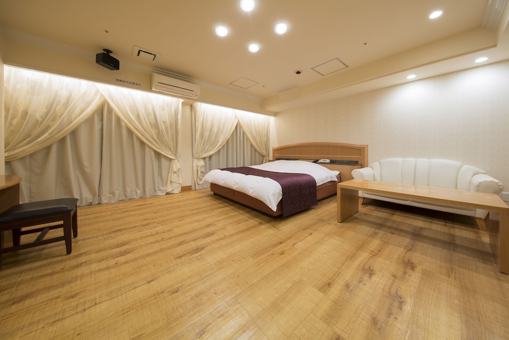 31㎡, スタンダード ダブルルーム 客室2 | ホテルアルプス