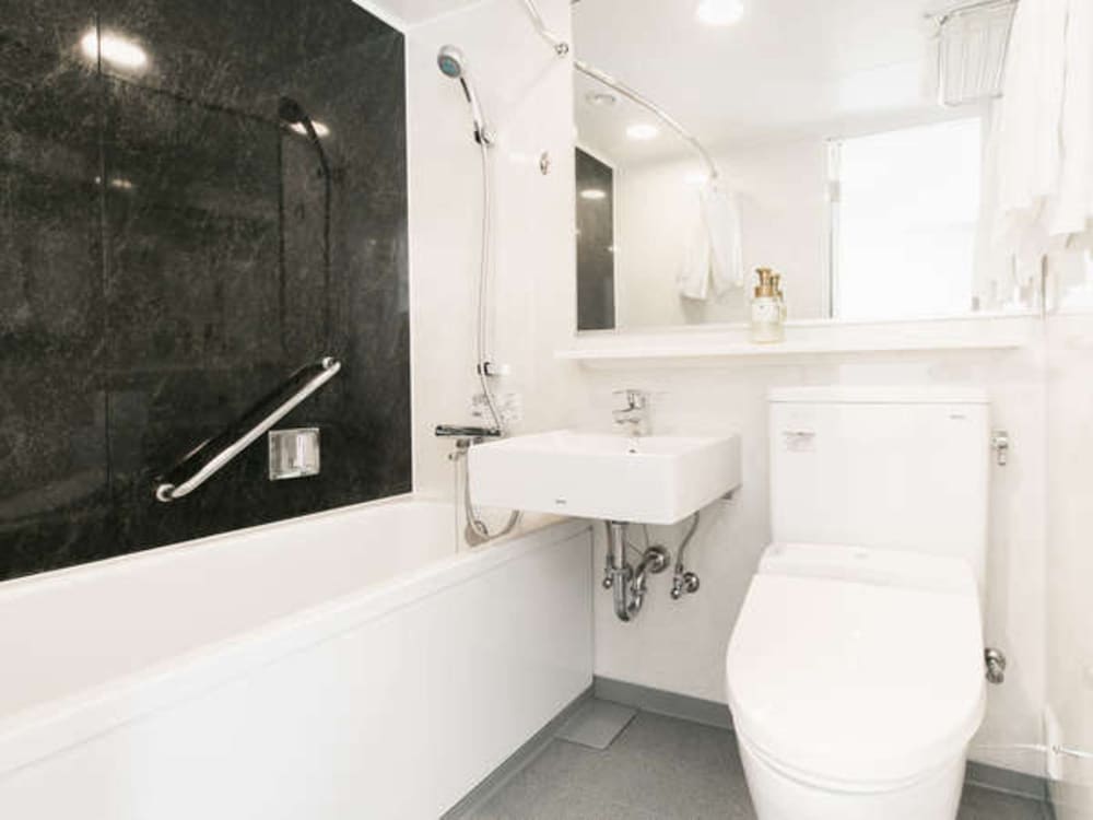 コンフォート ツイン ルーム(禁煙)【4階~8階】 バスルーム1 | 福山ニューキャッスルホテル