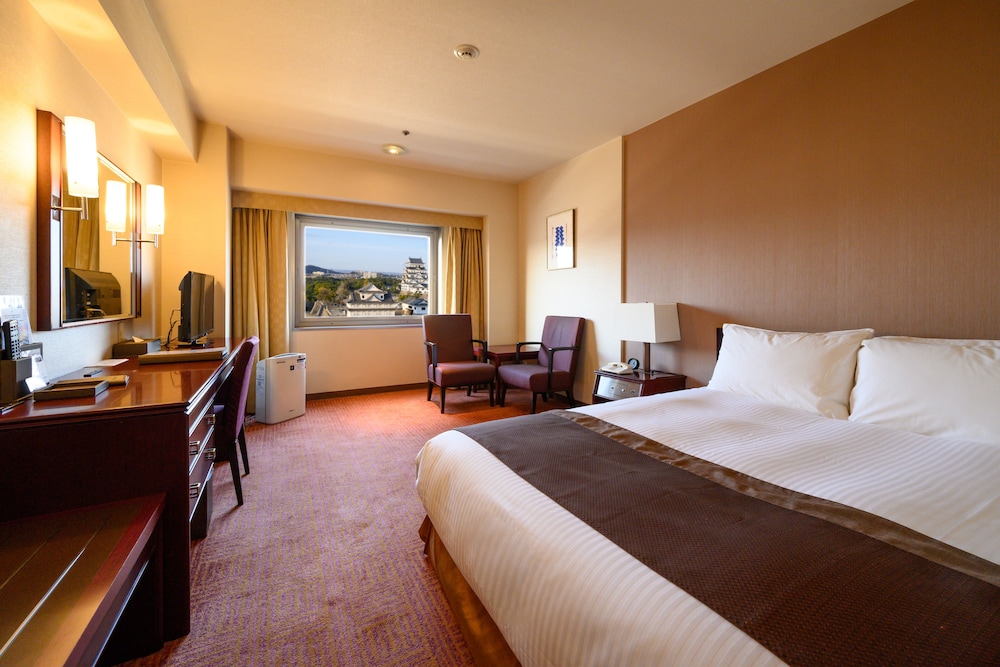 スタンダードキングルーム(禁煙)【10階~12階】 客室7 | 福山ニューキャッスルホテル