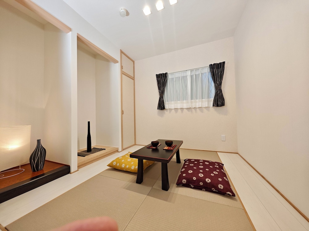 クラシック アパートメント リビング エリア0 | ケイアイコンホテル千種