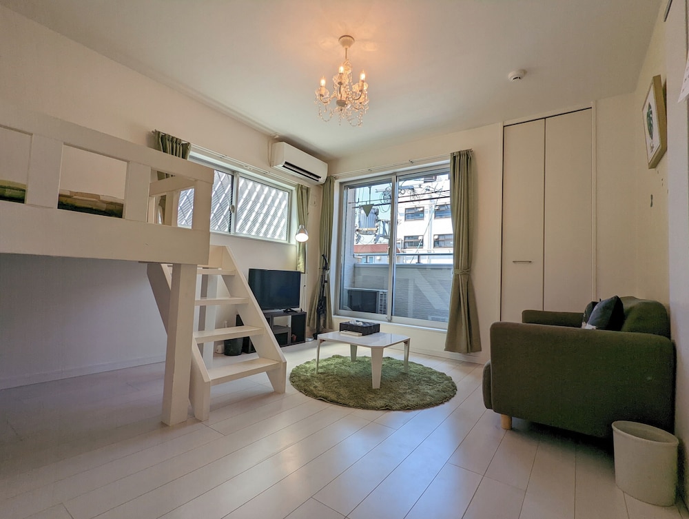 メインイメージ | Sun生一番館