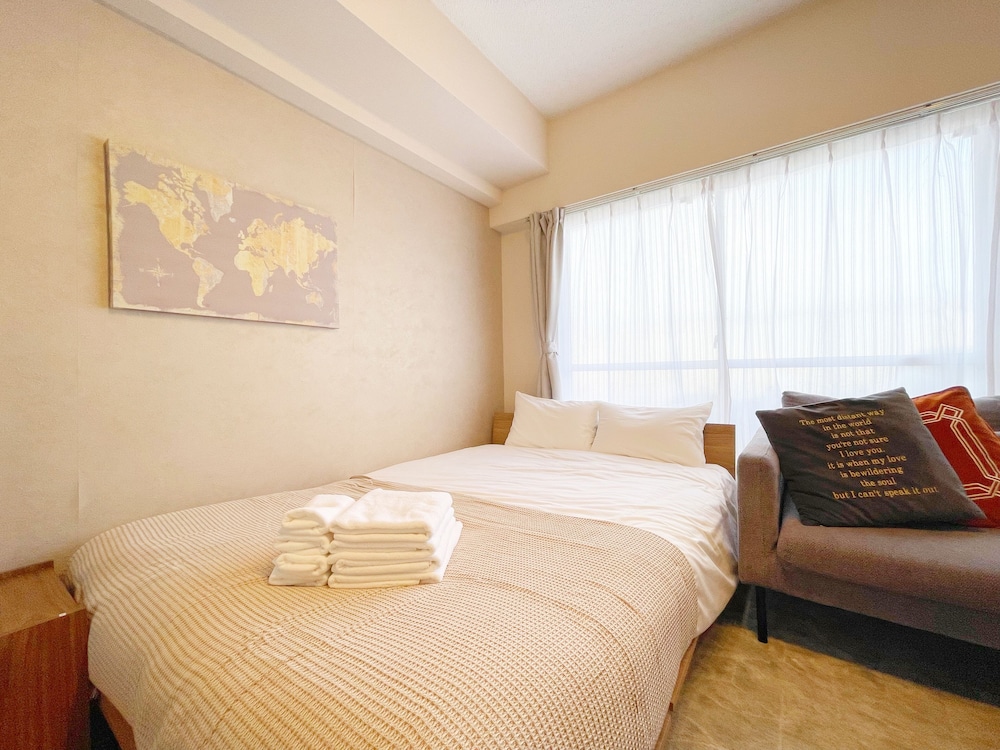 ベーシック ダブルルーム 客室3 | LVB 東新宿