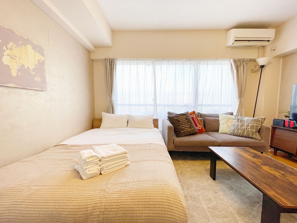 ベーシック ダブルルーム 客室2 | LVB 東新宿