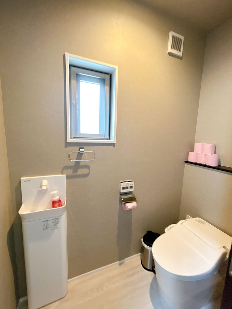 ハウス パーシャル オーシャン ビュー バスルーム1 | Palace Oceanside