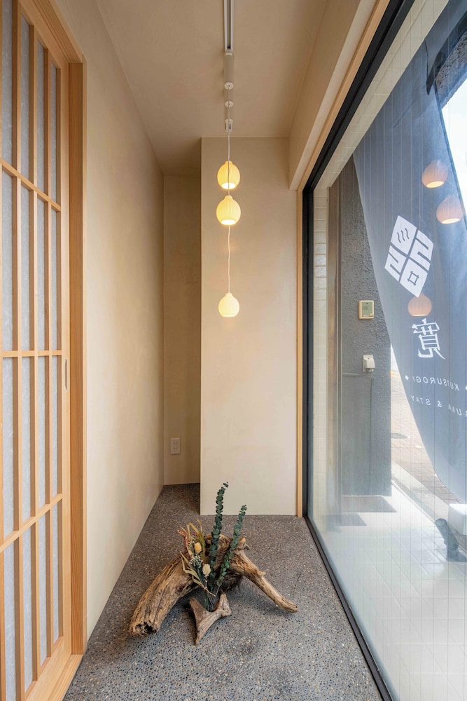 フロント1 | KUTSUROGI SAUNA and STAY フロント1 | KUTSUROGI SAUNA and STAY