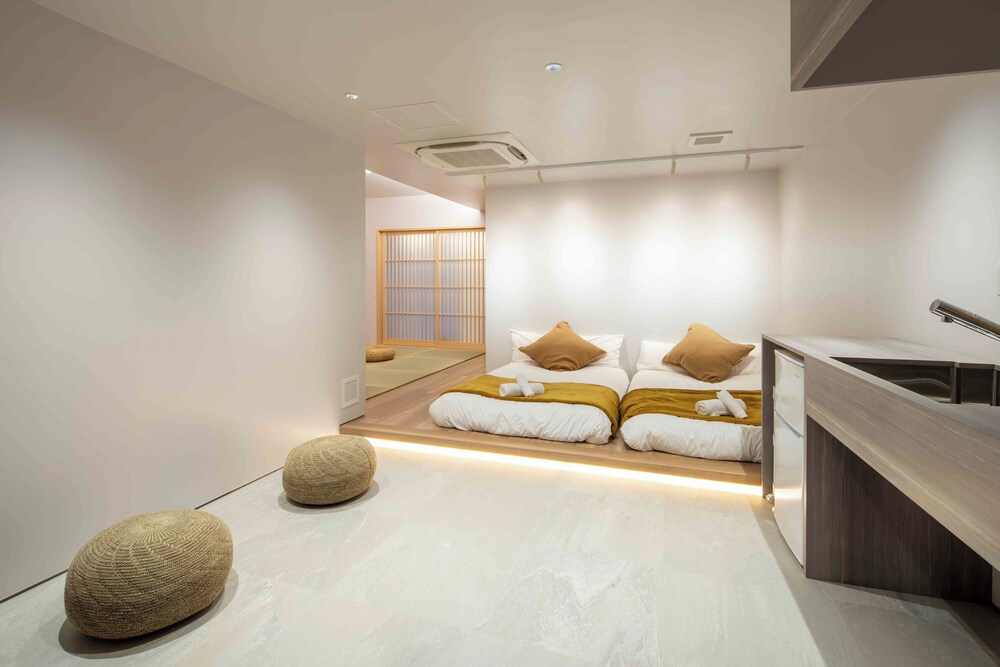 スーペリア アパートメント 客室3 | KUTSUROGI SAUNA and STAY