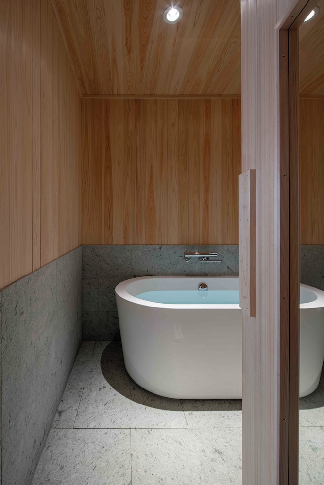 スーペリア アパートメント バスルーム7 | KUTSUROGI SAUNA and STAY