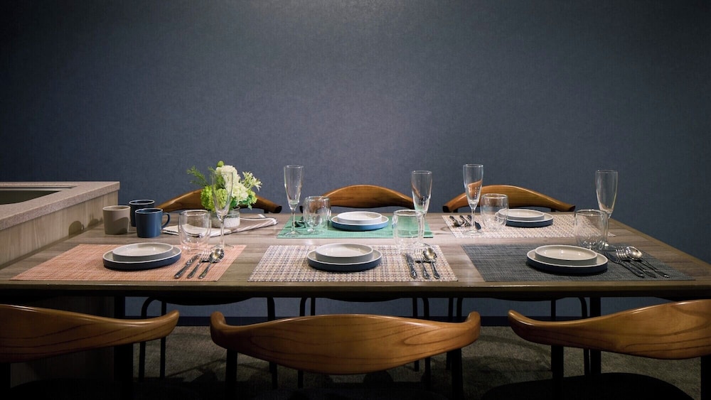 デラックス ルーム 客室内のダイニングエリア0 | Minn STATION Ai Nagoya