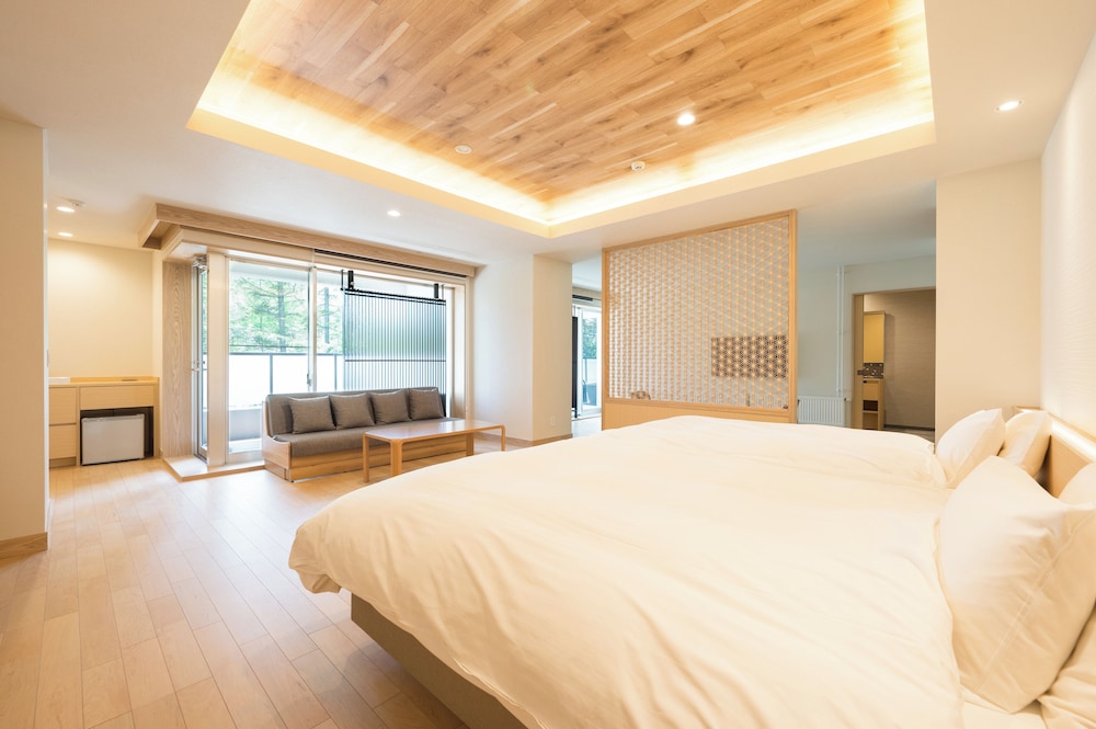 ファミリー スイート 禁煙 | 奥日光湯元温泉 ゆの森