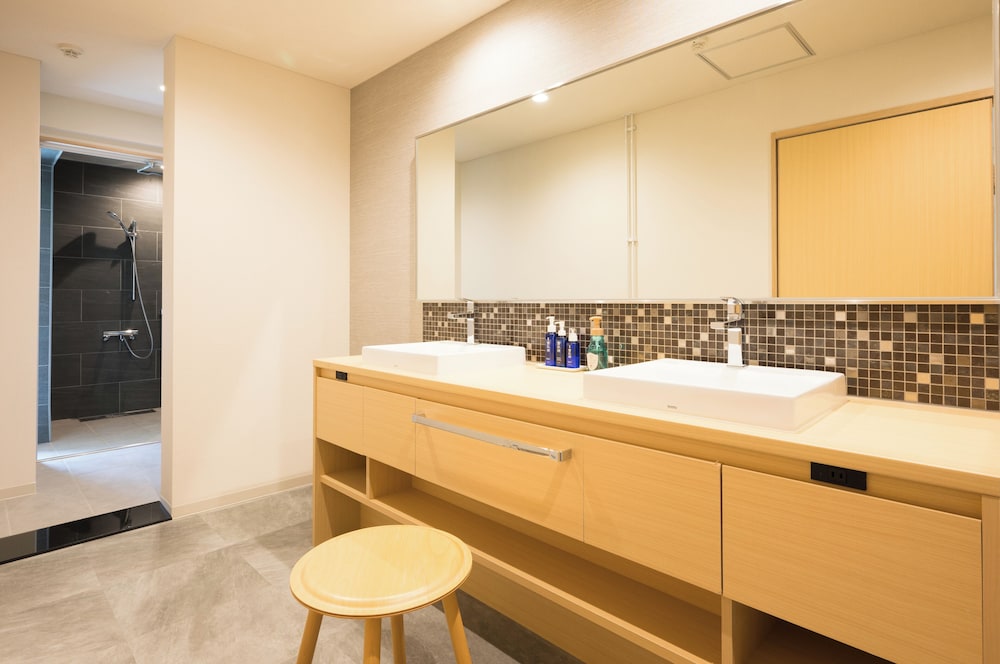 ファミリー スイート 禁煙 客室7 | 奥日光湯元温泉 ゆの森