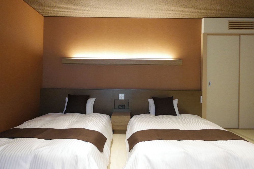 和風クワドラプルルーム 客室2 | 有田川温泉 鮎茶屋 ホテルサンシャイン