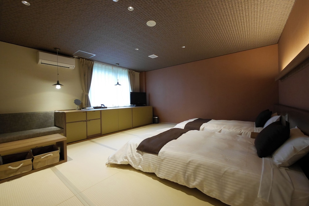 和風クワドラプルルーム | 有田川温泉 鮎茶屋 ホテルサンシャイン