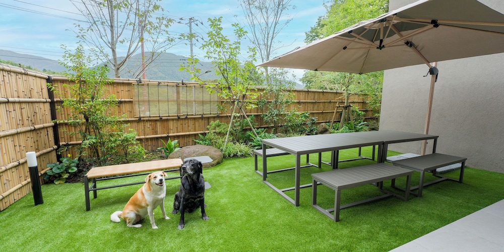 [A] スイート (ドッグフレンドリー) / 露天風呂付 / 10名定員 禁煙 テラス / パティオ0 | Rakuten STAY TERRACE 箱根小涌谷