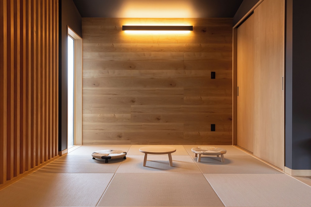 スイート ベッド (複数台) 専用バスルーム ガーデンビュー 客室3 | 7c villa & winery