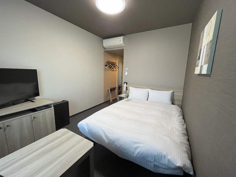 スタンダード セミダブルルーム 禁煙 | ホテルルートイン今治