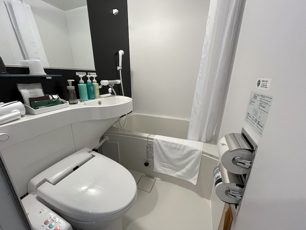 コンフォート セミダブルルーム 禁煙 バスルーム0 | ホテルルートイン今治