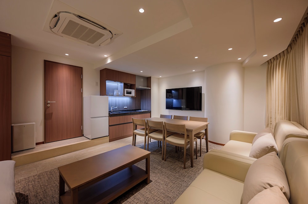 ファミリー 4 人部屋 ベッド (複数台) シティビュー | COCOYO HOTEL 大塚