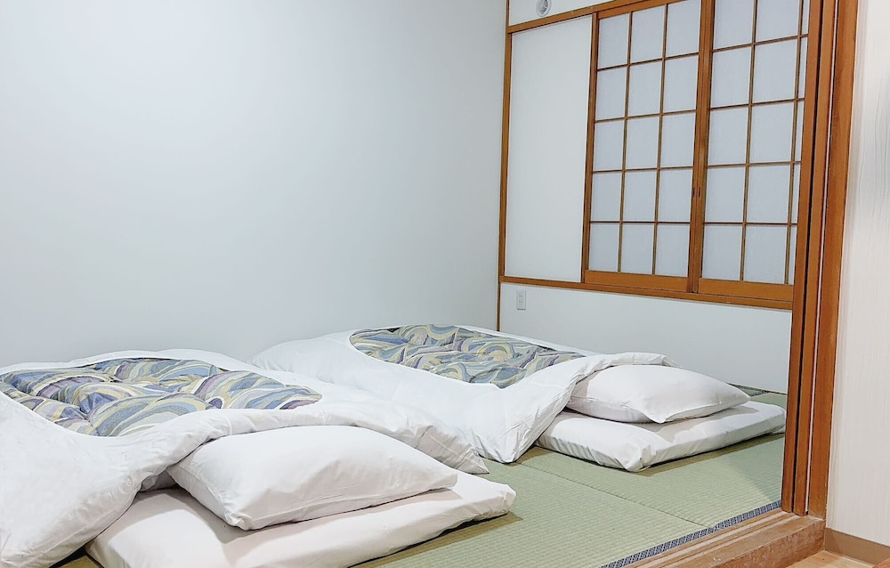 ファミリー スイート バルコニー ヒルビュー 客室3 | 軽井沢七福荘ホテル