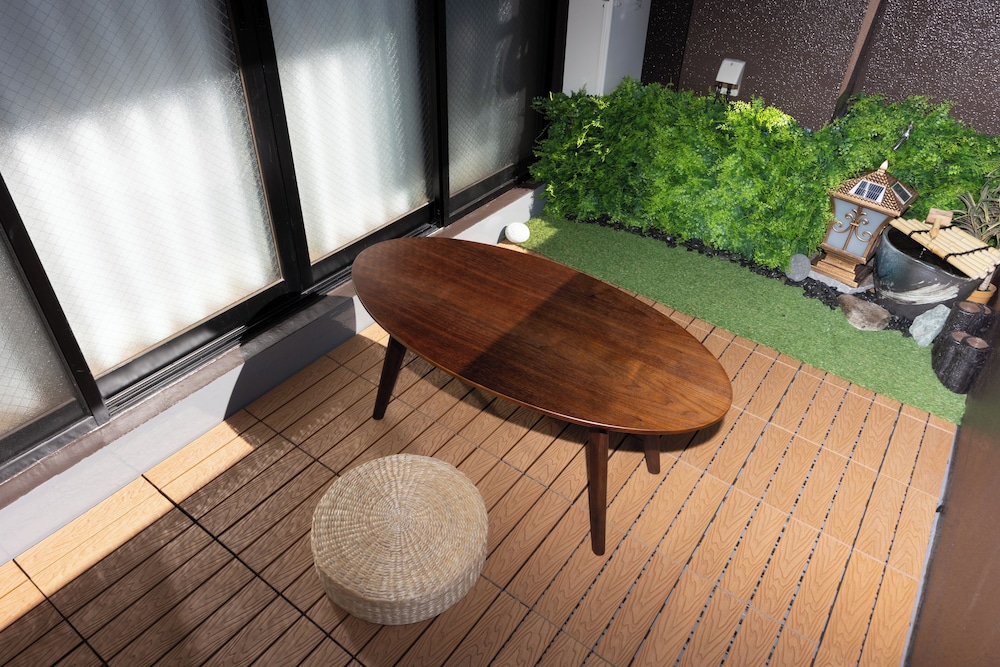 コンフォート ダブルまたはツインルーム テラス / パティオ1 | 灯光旅館