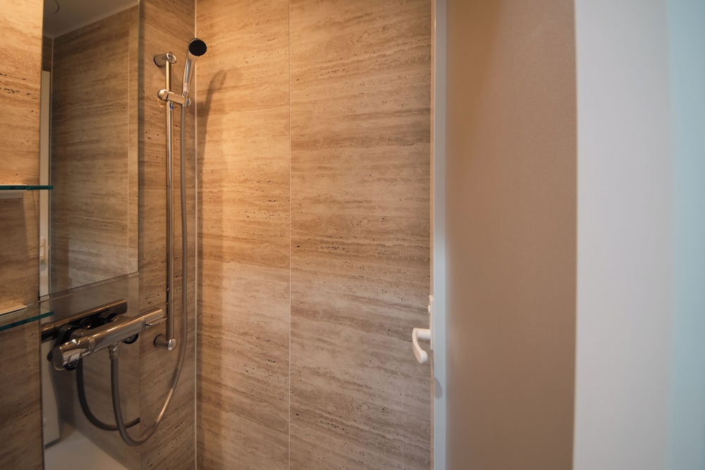 アパートメント バルコニー バスルーム1 | 華ならまち