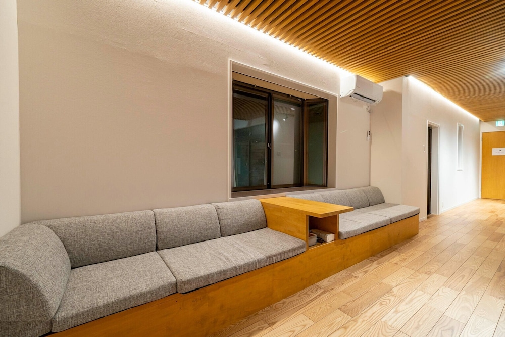 アパートメント バルコニー リビング エリア10 | 華ならまち