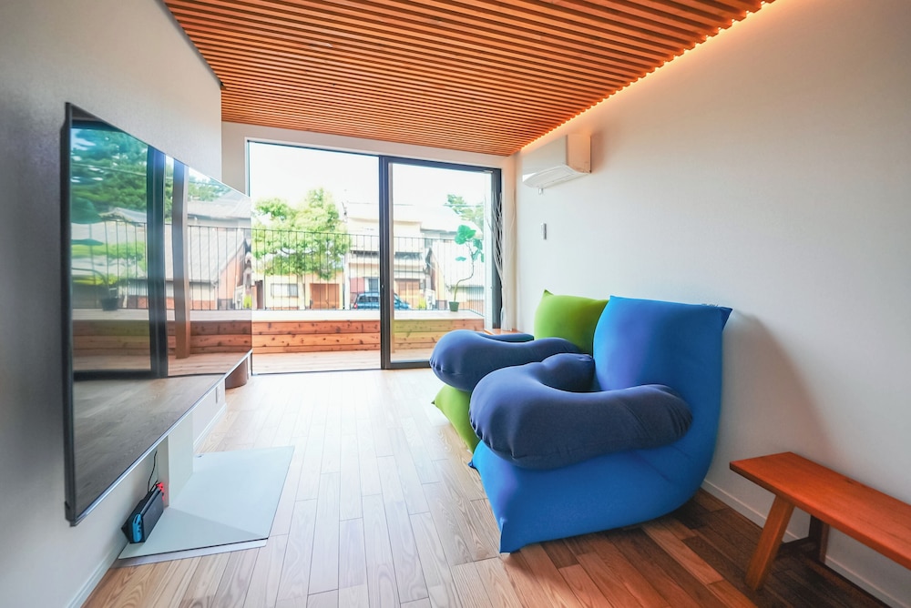 アパートメント バルコニー 客室1 | 華ならまち